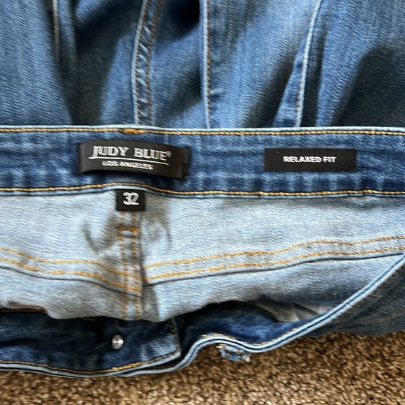 Judy Blue relaxed mid rise jeans - Picture 5 of 6
